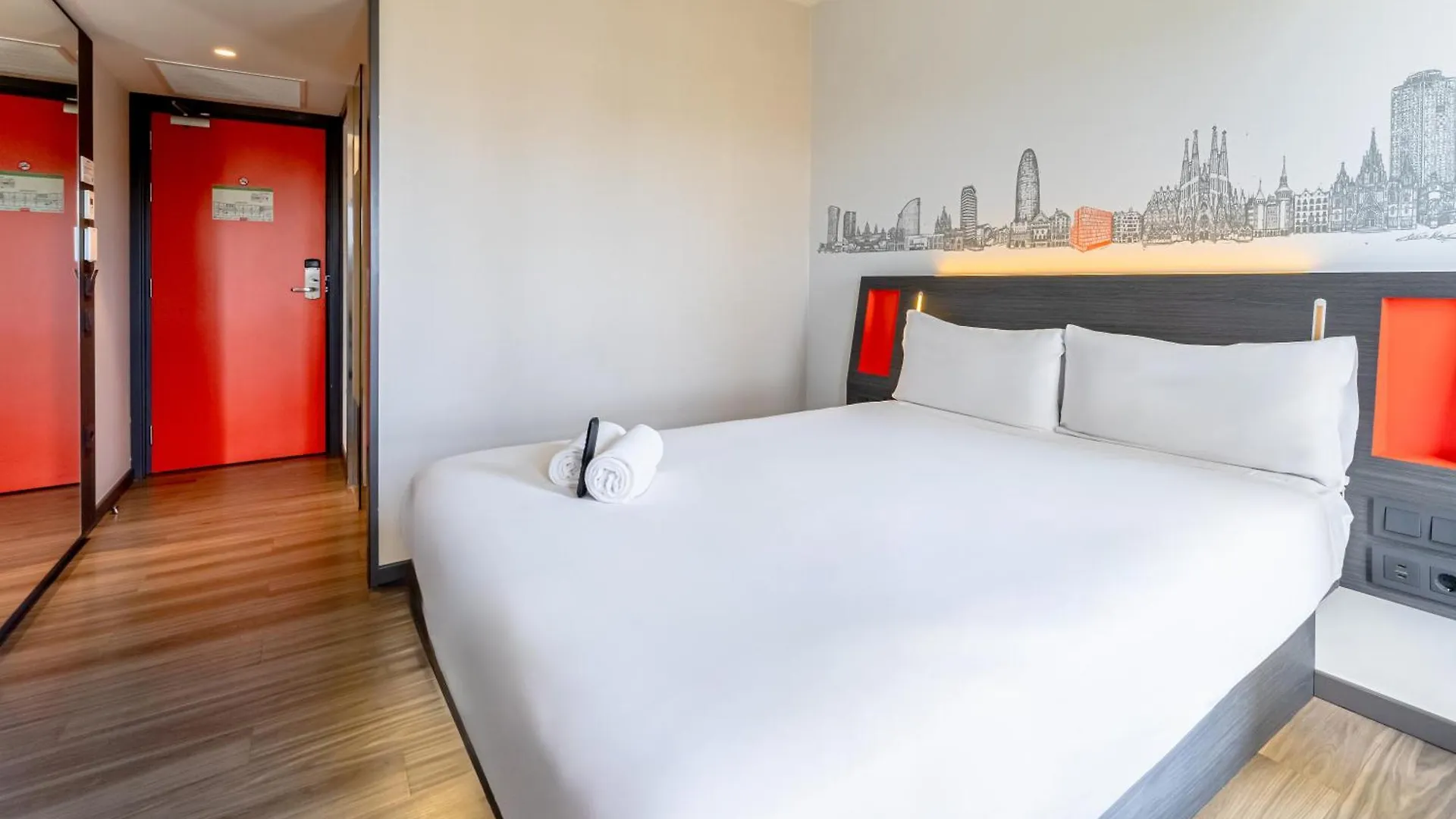 Hotel Easyhotel Barcelona Fira L'Hospitalet de Llobregat