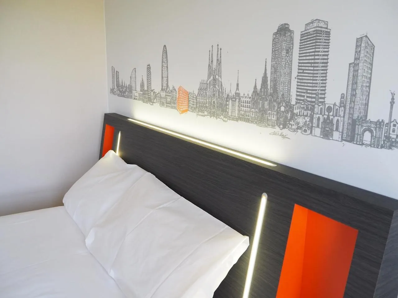 ** Hotel Easyhotel Barcelona Fira L'Hospitalet de Llobregat Spain