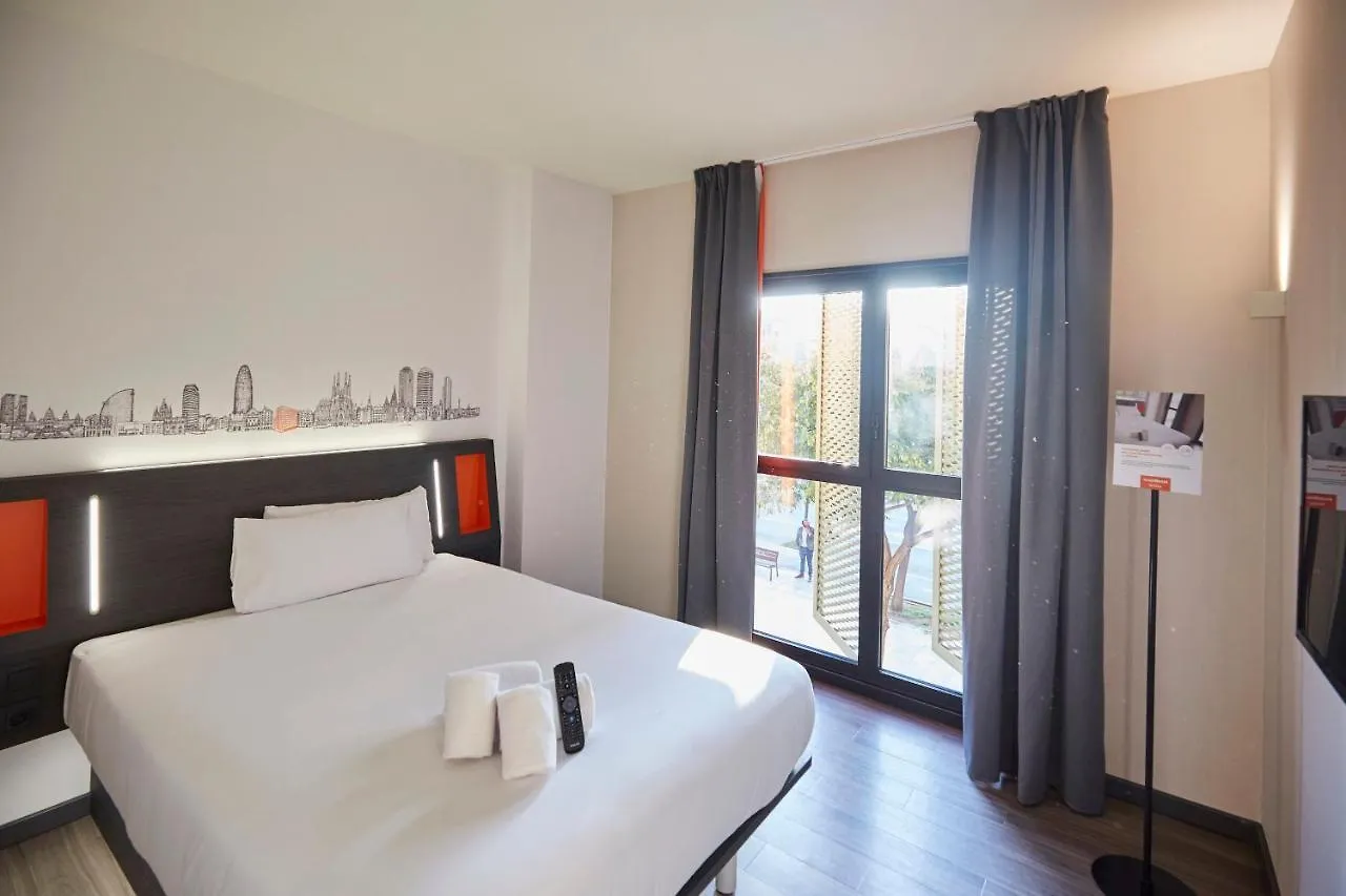 Hotel Easyhotel Barcelona Fira L'Hospitalet de Llobregat